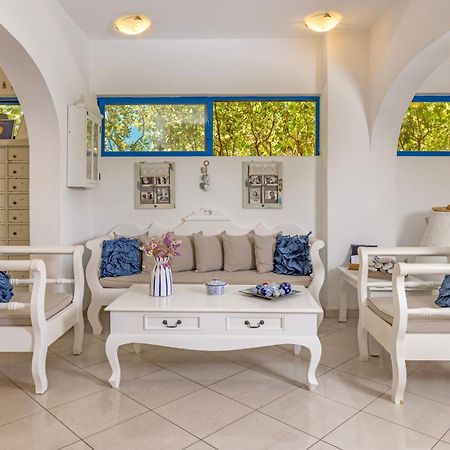 Hotel Nathalie Иксия Екстериор снимка