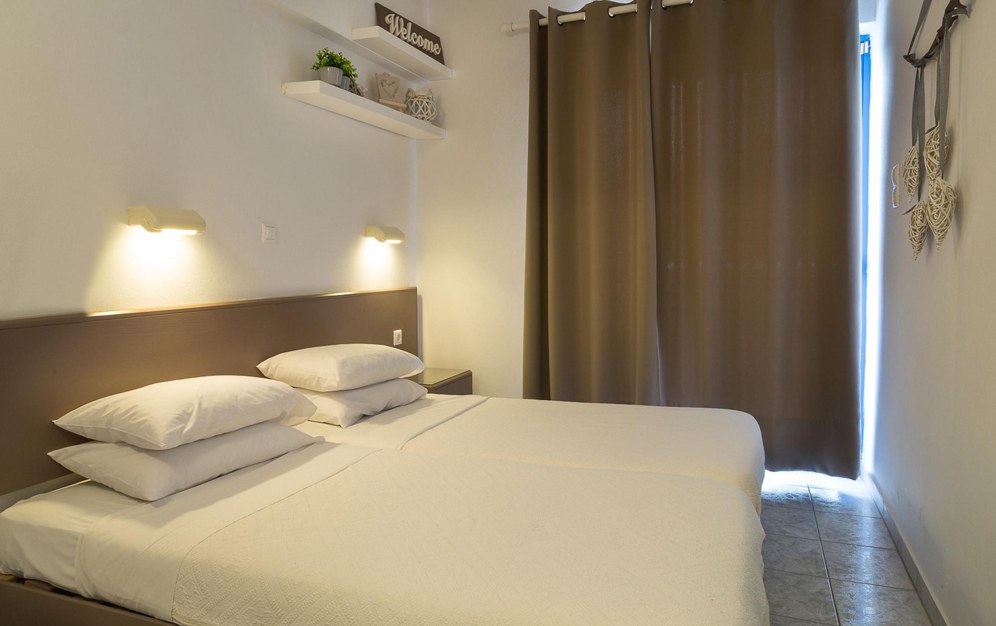 Hotel Nathalie Иксия Екстериор снимка