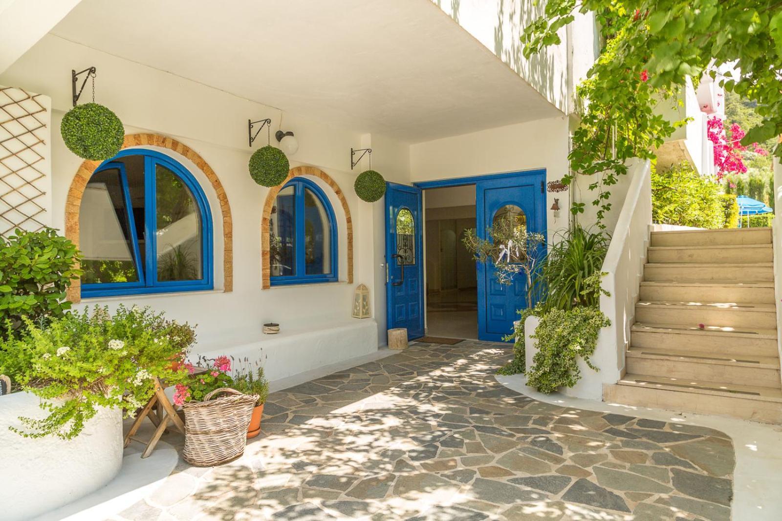 Hotel Nathalie Иксия Екстериор снимка