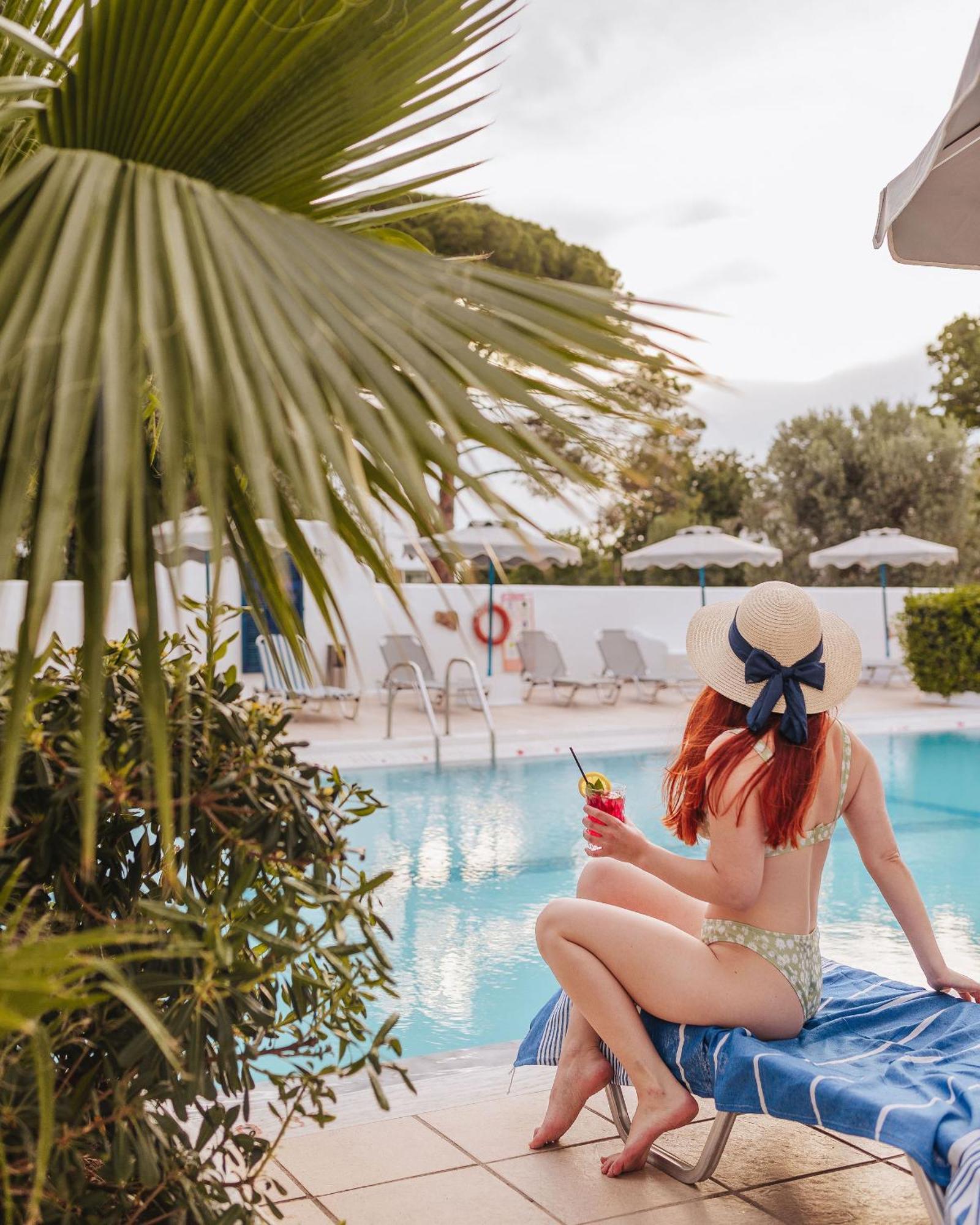 Hotel Nathalie Иксия Екстериор снимка