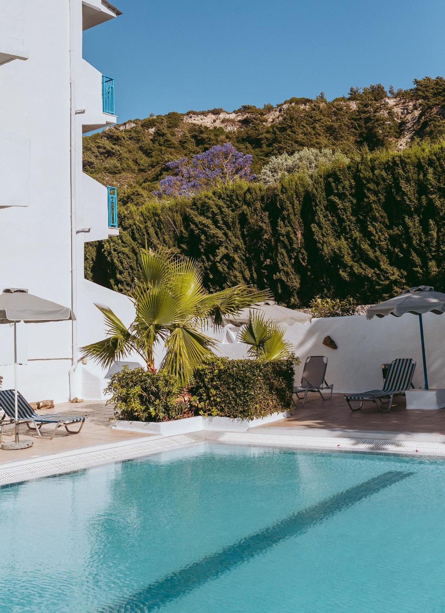 Hotel Nathalie Иксия Екстериор снимка