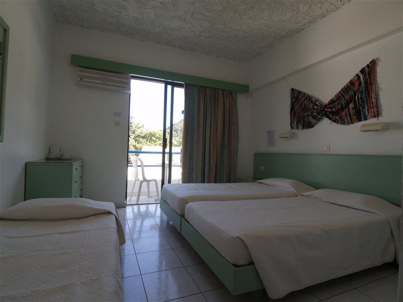 Hotel Nathalie Иксия Екстериор снимка